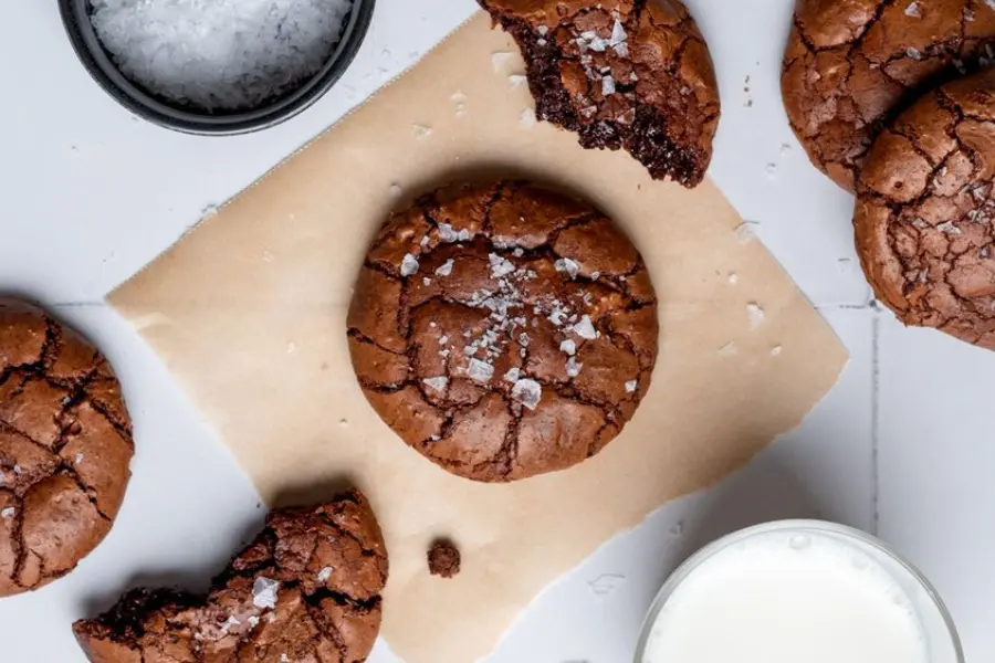 Enjoy Salted Brownie Crinkle Cookies