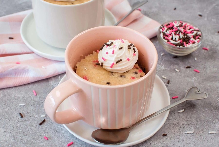 Step-By-Step Guide For The Mug Cake