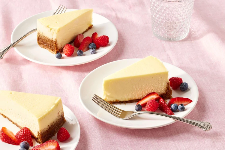 Storing Cheesecake In The Refrigerator Will Preserve Its Flavor And Ensure Safety