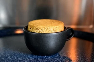 A Hot, Freshly Paleo Pumpkin Mug Cake