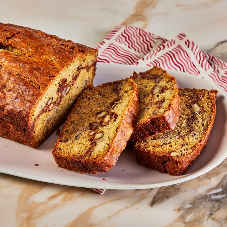 How To Make Streusel Topped Banana Bread
