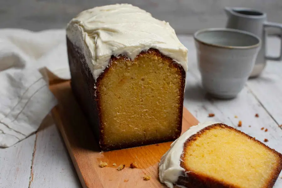 Cream Cheese Lemon Pound Cake 